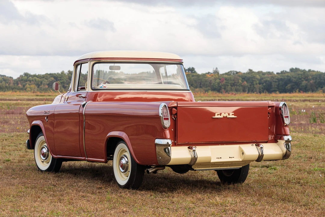 1955 GMC Suburban 4th Gen - Image 3 of 31