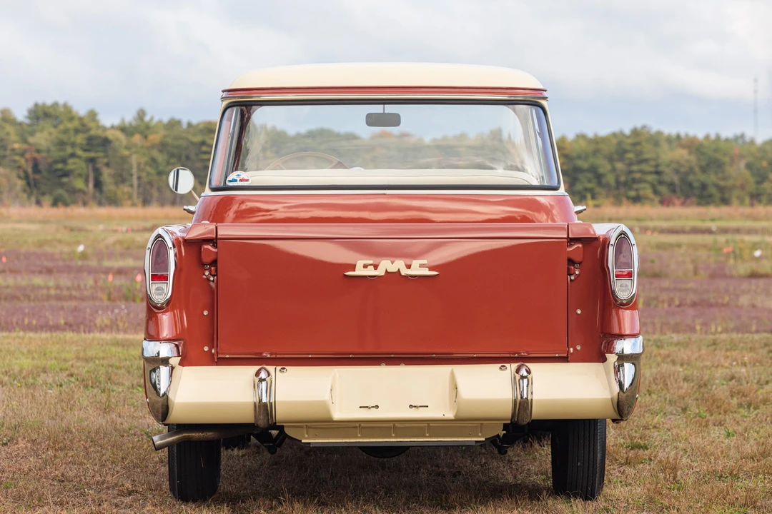 1955 GMC Suburban 4th Gen - Image 5 of 31