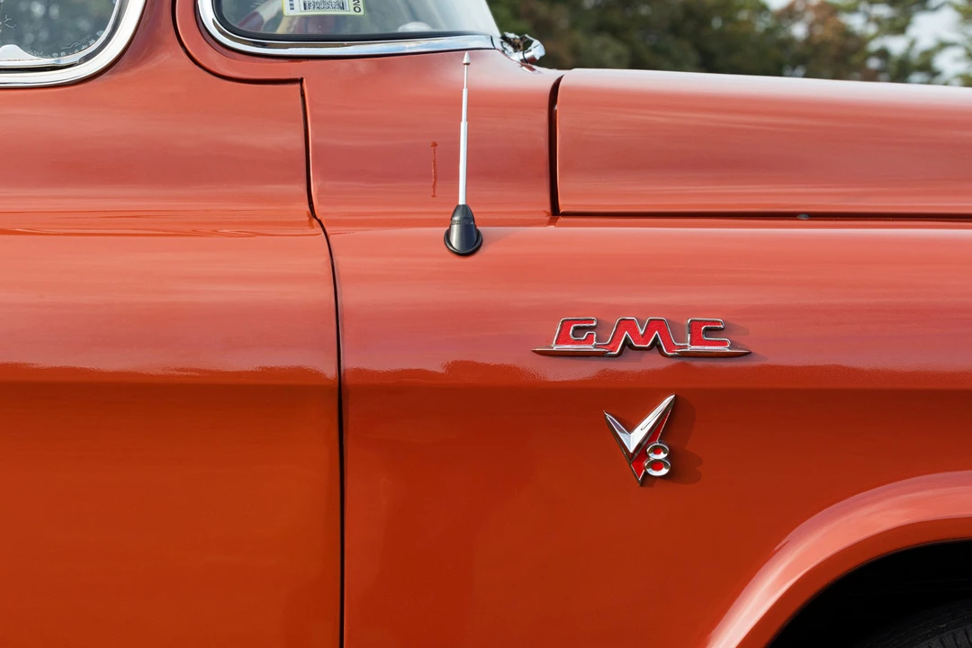 1955 GMC Suburban 4th Gen - Image 19 of 31