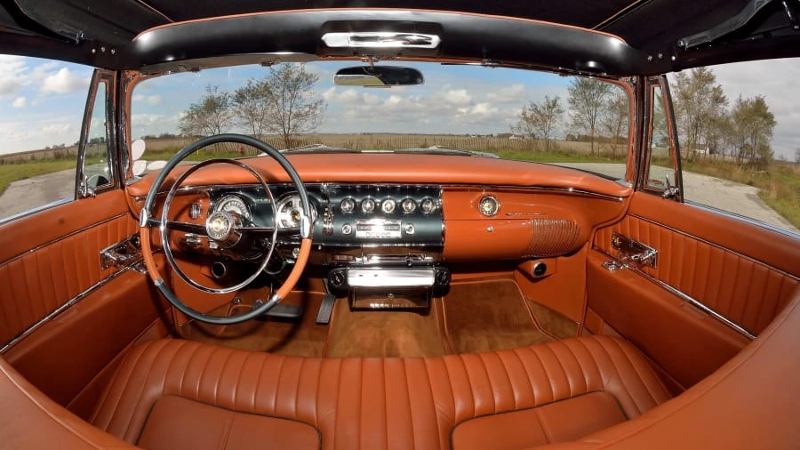 1955 Imperial - Image 17 of 30