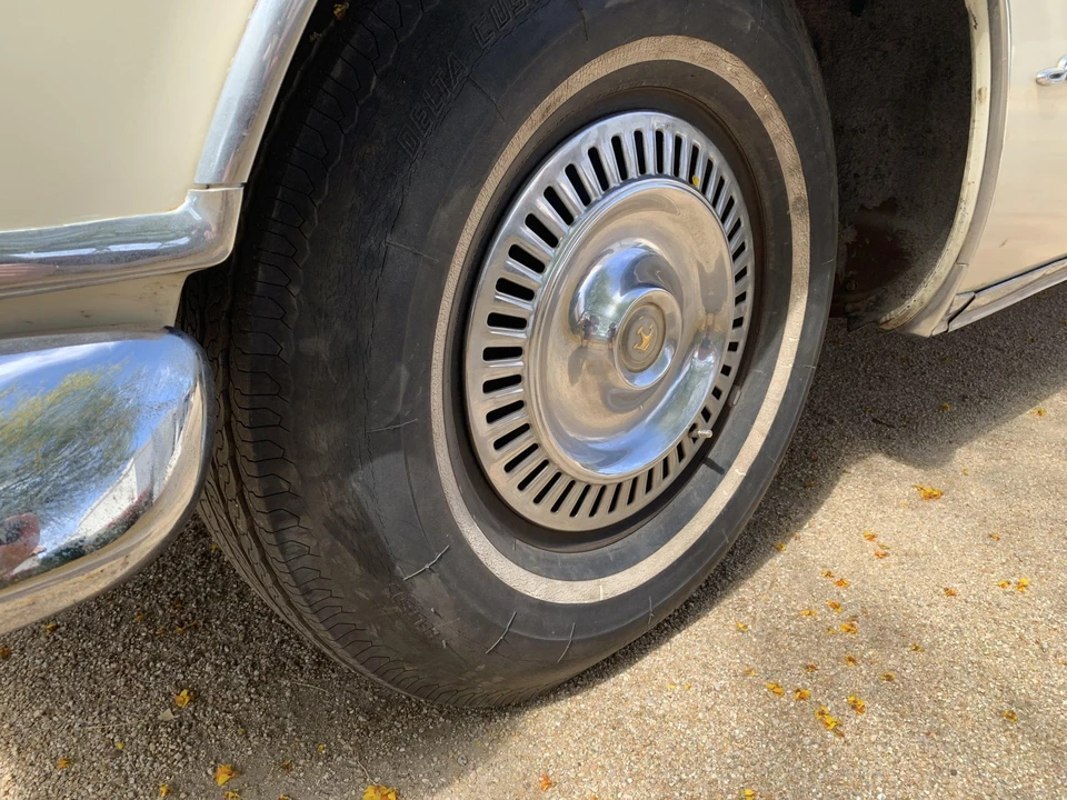 1955 Chrysler Imperial 2nd Gen - Image 24 of 31