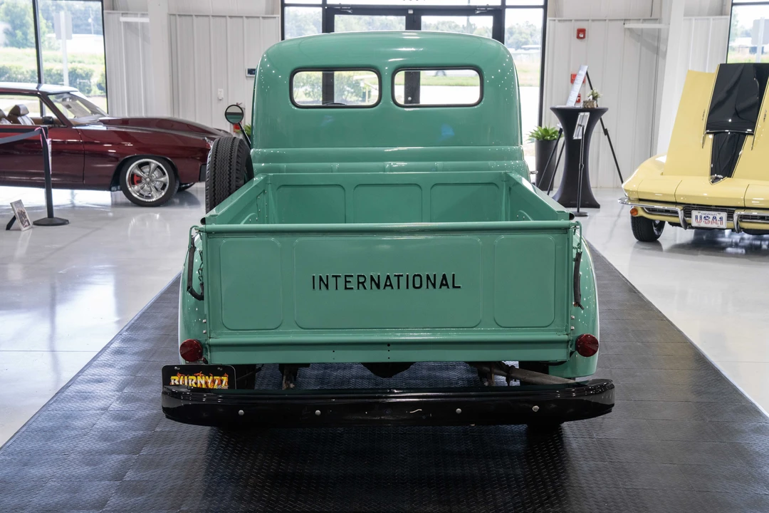1955 International - Image 4 of 31