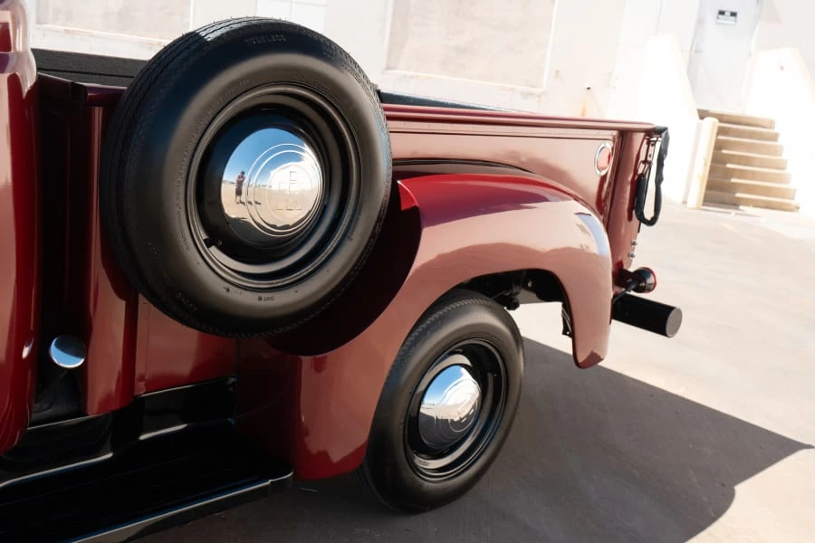 1955 International Harvester Pickup - Image 8 of 14