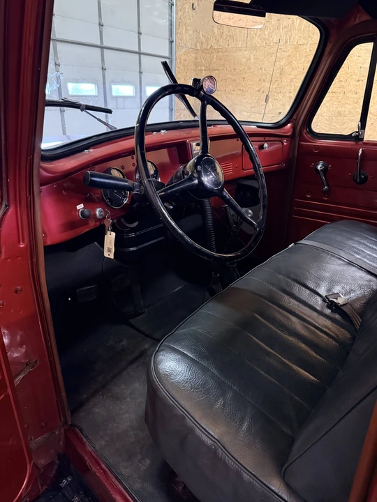 1955 International - Image 21 of 31