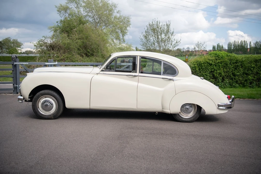 1955 Jaguar Mark VII & VIII & IX - Image 11 of 30