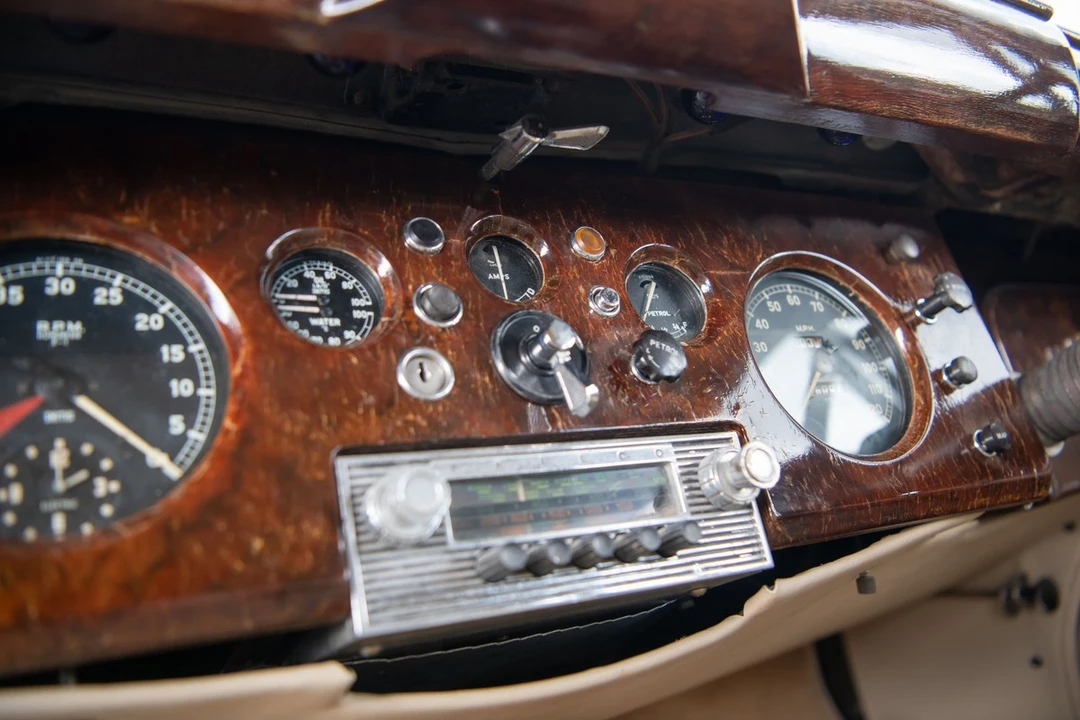 1955 Jaguar Mark VII & VIII & IX - Image 28 of 30