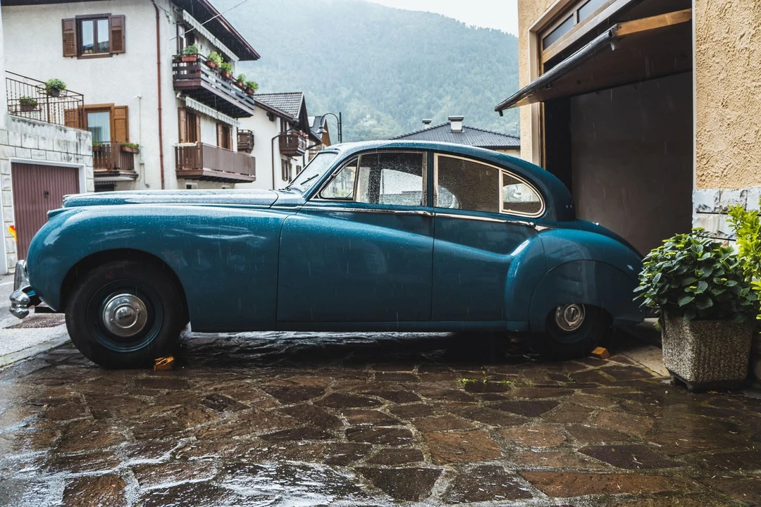 1955 Jaguar Mark VII & VIII & IX - Image 5 of 30