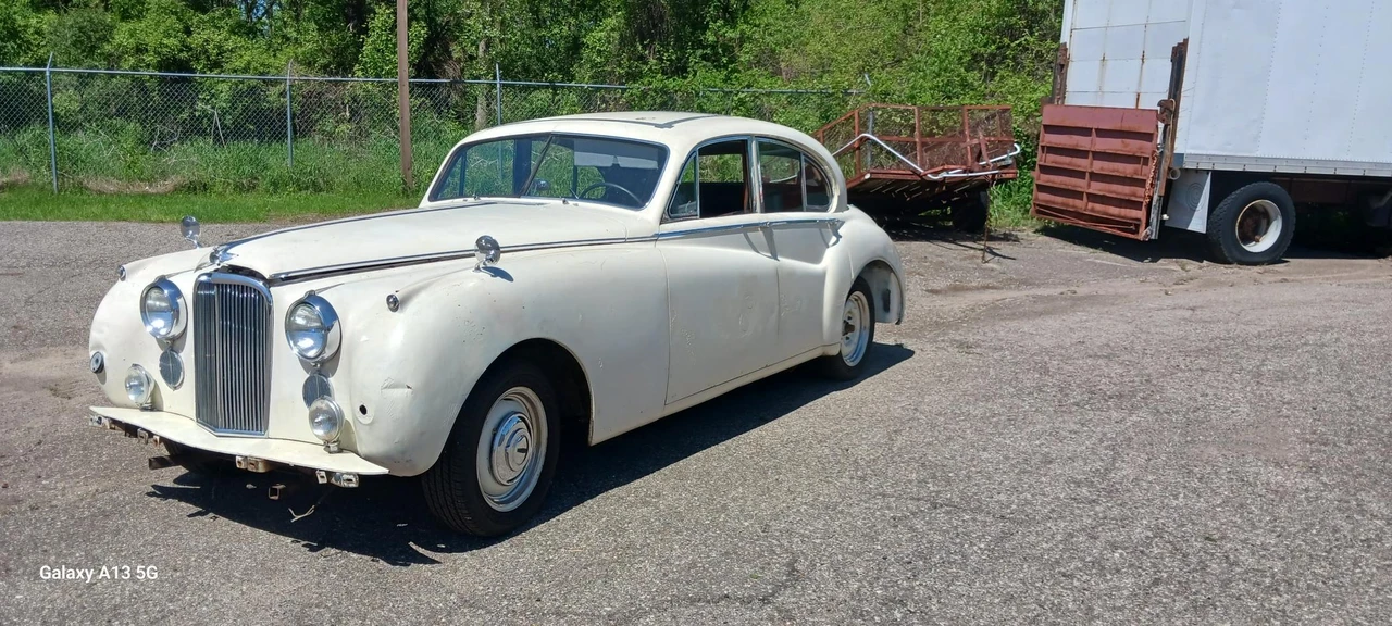 1955 Jaguar Mark VII & VIII & IX - Image 3 of 31