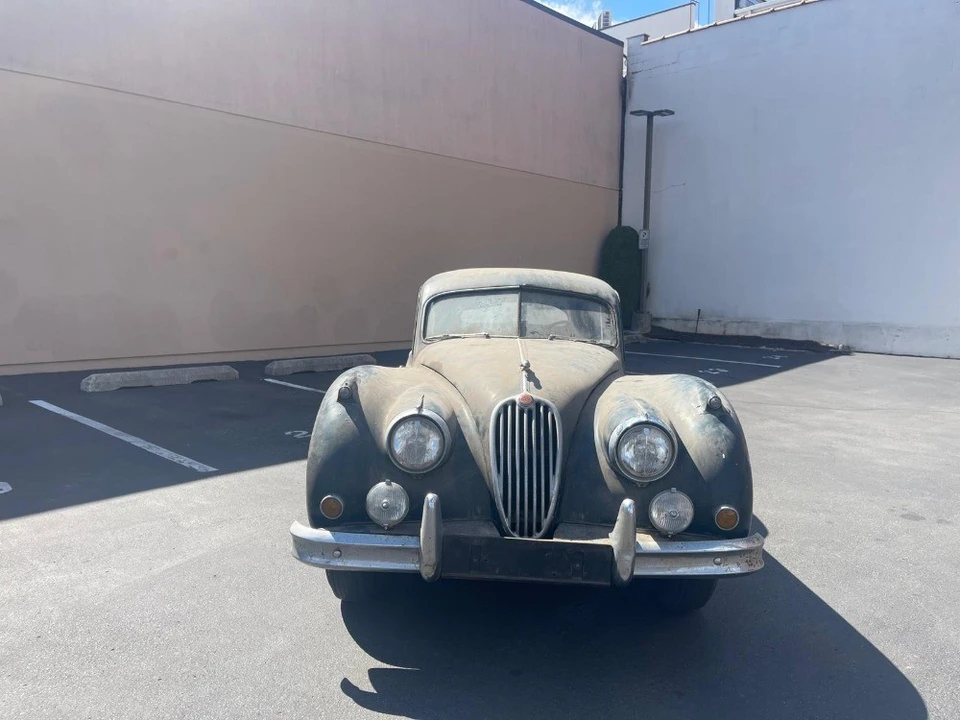 1955 Jaguar XK140 - Image 2 of 5