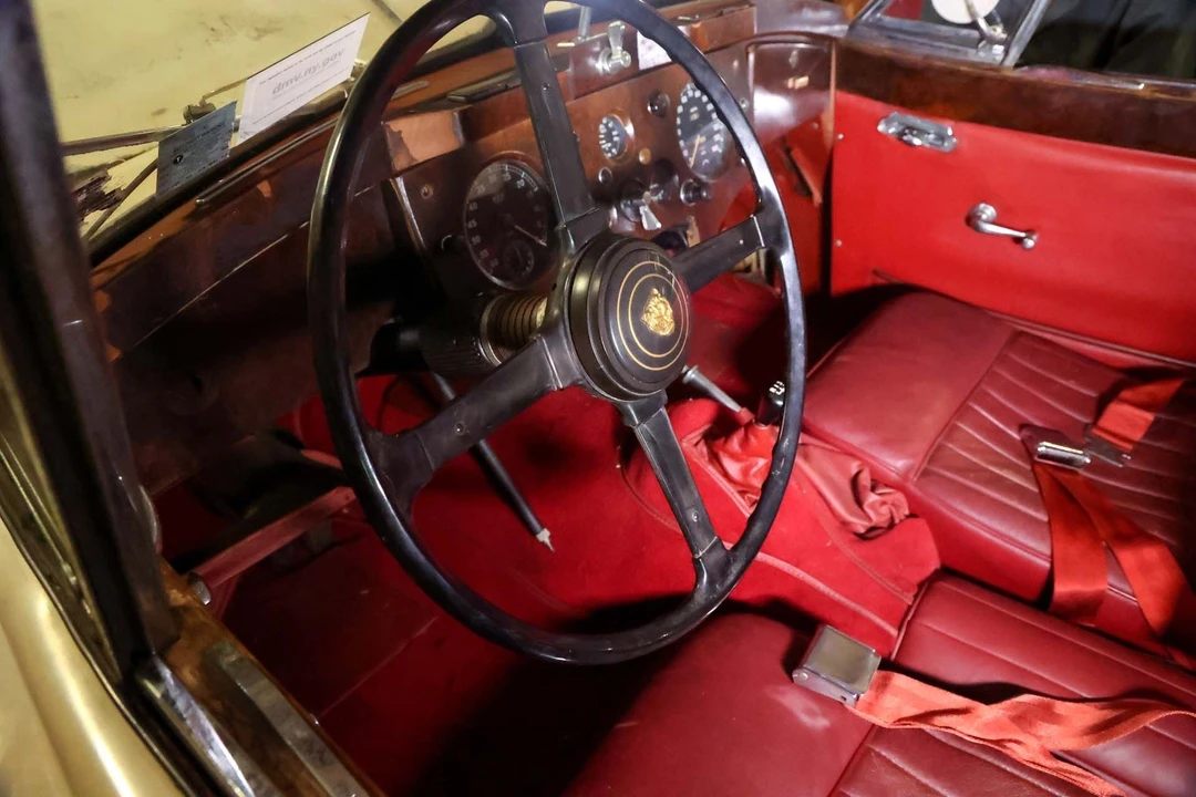 1955 Jaguar XK140 DHC Drophead - Image 11 of 31