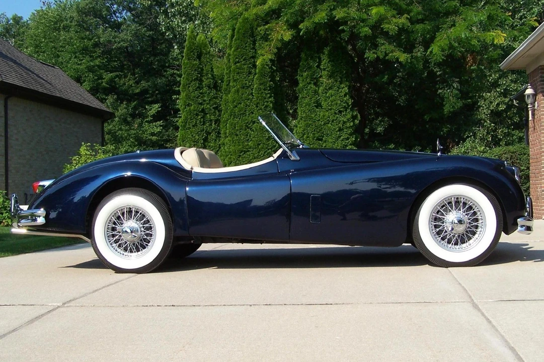 1955 Jaguar XK - Image 4 of 21