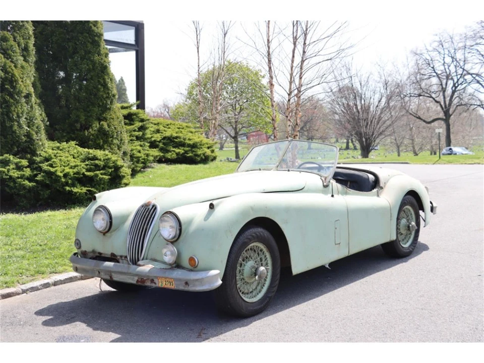 1955 Jaguar XK140 - Image 2 of 8