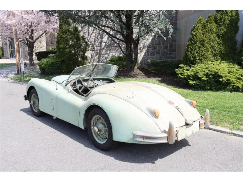 1955 Jaguar XK140 - Image 6 of 8