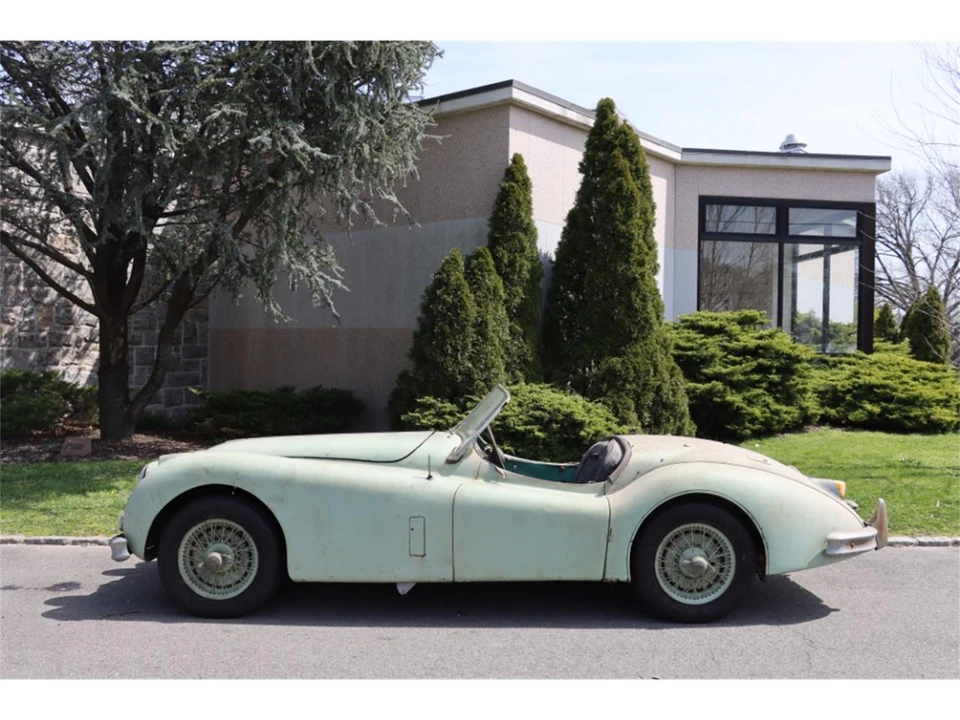 1955 Jaguar XK140 - Image 4 of 8