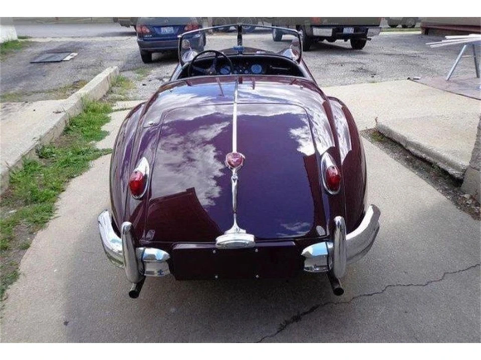 1955 Jaguar XK140 - Image 11 of 21