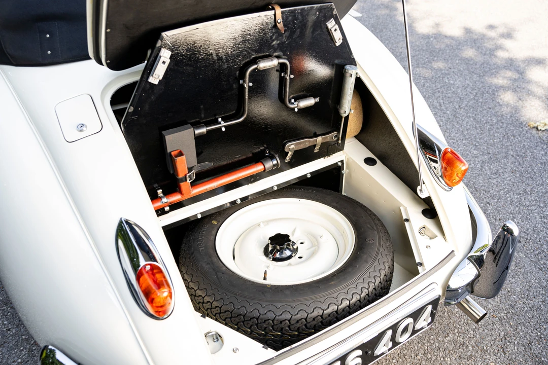 1955 Jaguar XK140 DHC Drophead - Image 21 of 31