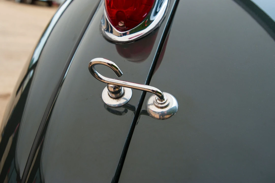 1955 Jaguar XK140 DHC Drophead - Image 5 of 13