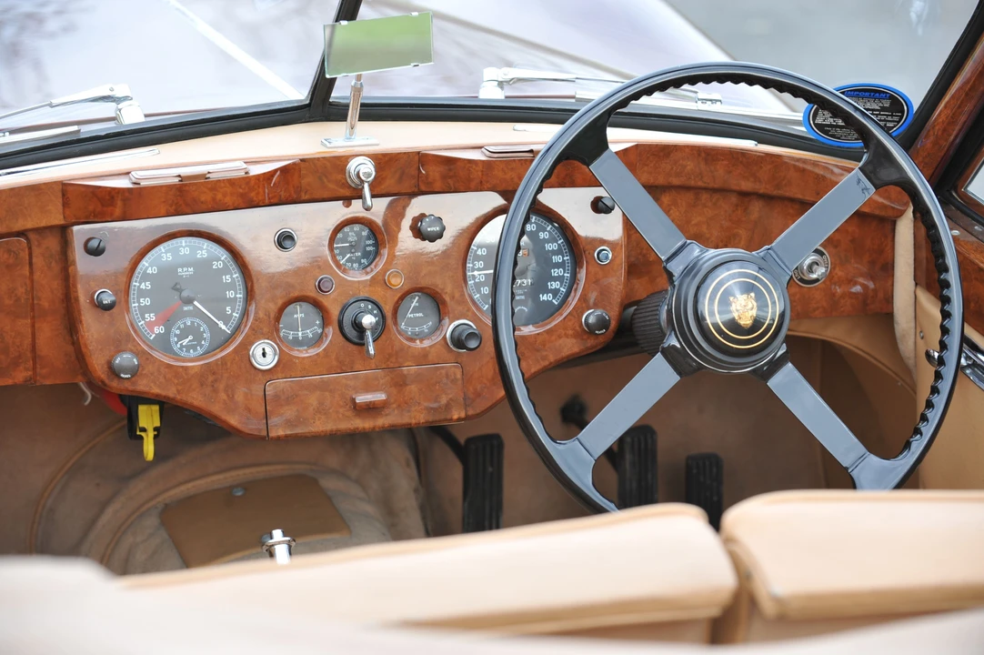 1955 Jaguar XK140 DHC Drophead - Image 6 of 7