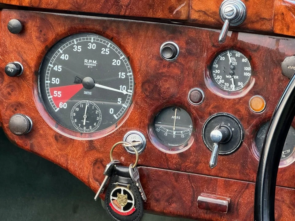 1955 Jaguar XK140 DHC Drophead - Image 25 of 30