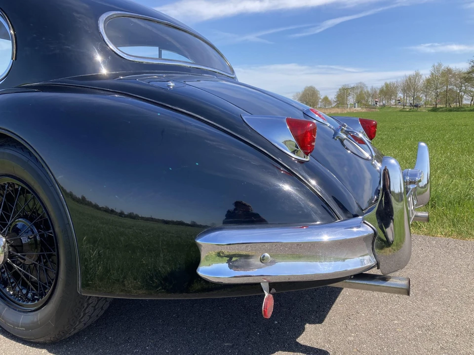 1955 Jaguar XK140 FHC Coupe - Image 30 of 31