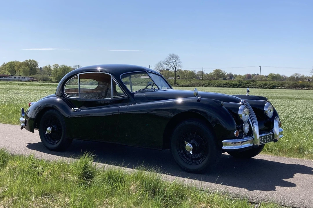 1955 Jaguar XK140 FHC Coupe - Image 10 of 31