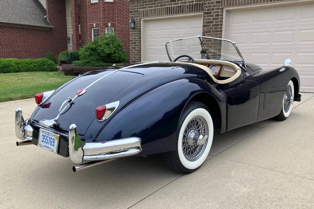 1955 Jaguar XK - Image 4 of 21