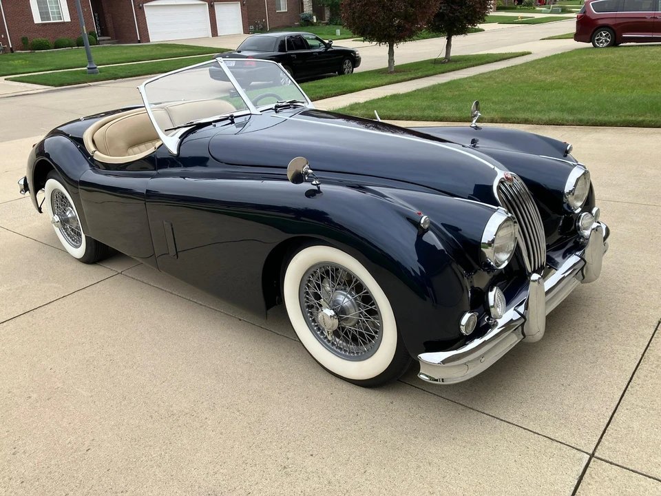 1955 Jaguar XK - Image 11 of 21