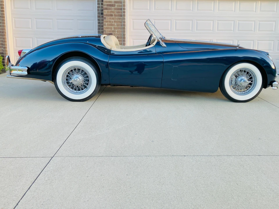 1955 Jaguar XK - Image 10 of 21