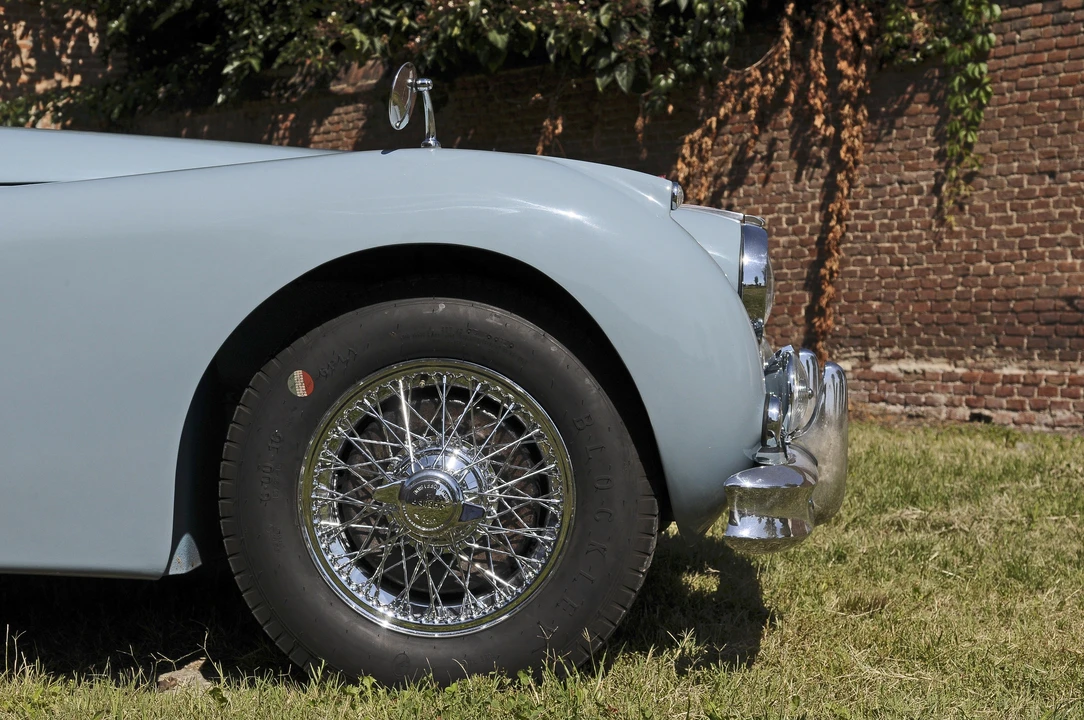 1955 Jaguar XK140 DHC Drophead - Image 28 of 30