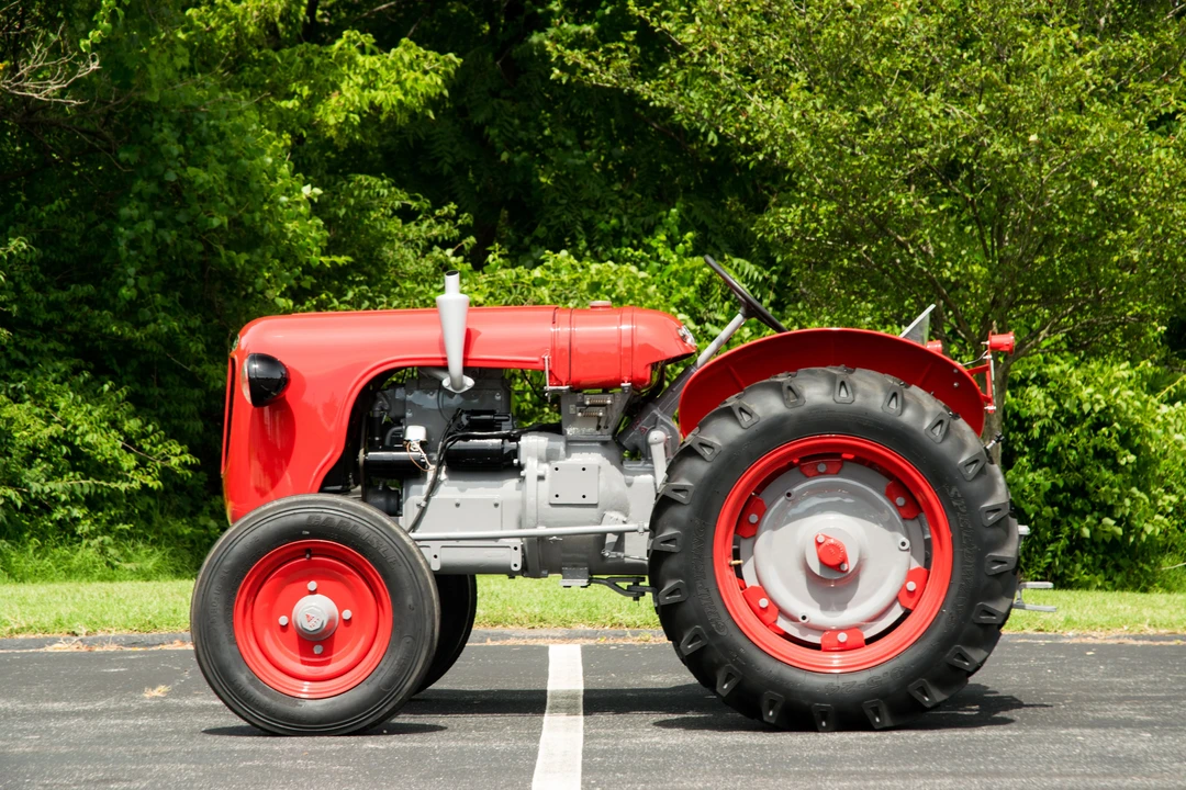 1955 Lamborghini Tractors - Image 12 of 17
