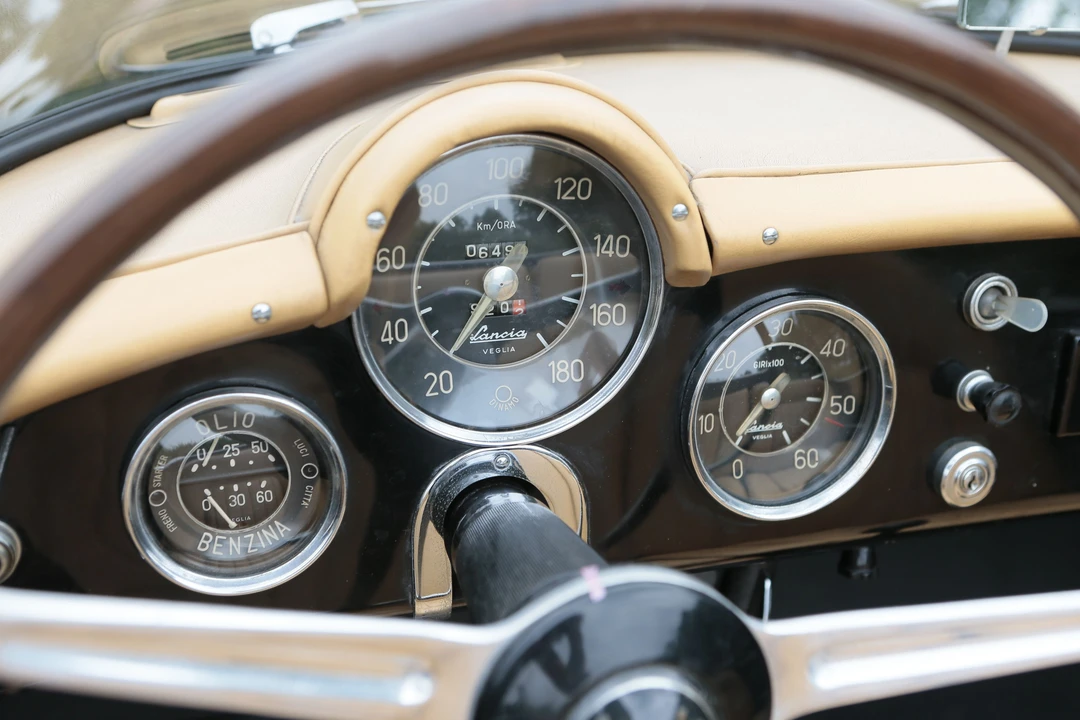 1955 Lancia Aurelia - Image 24 of 31