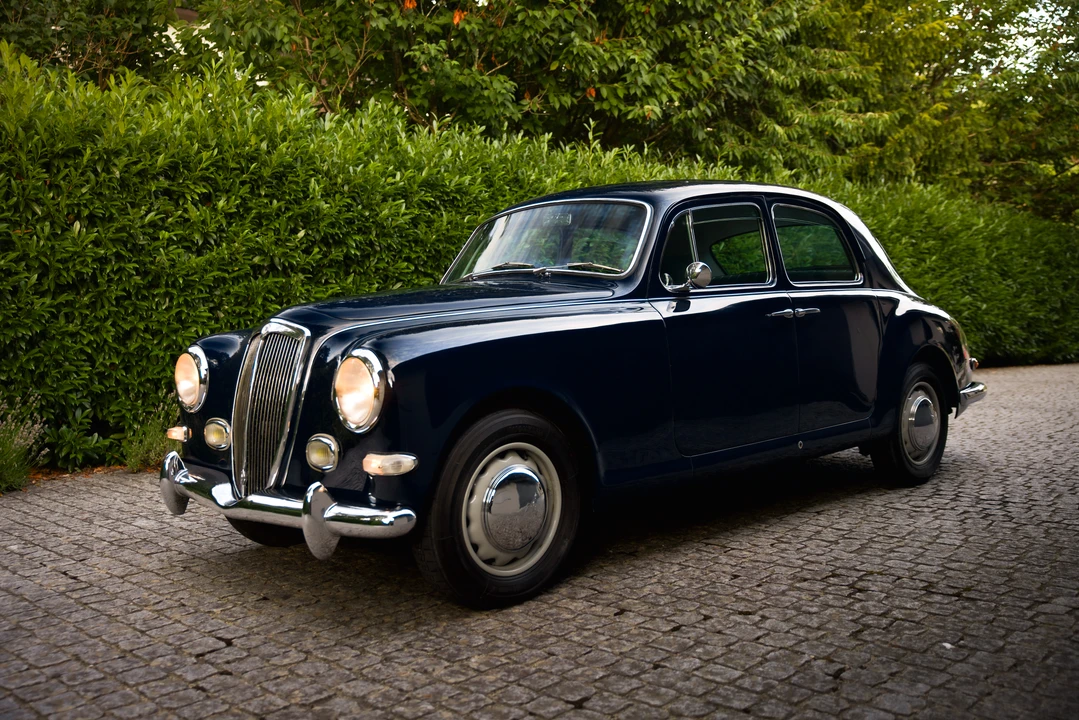 1955 Lancia Aurelia - Image 8 of 31