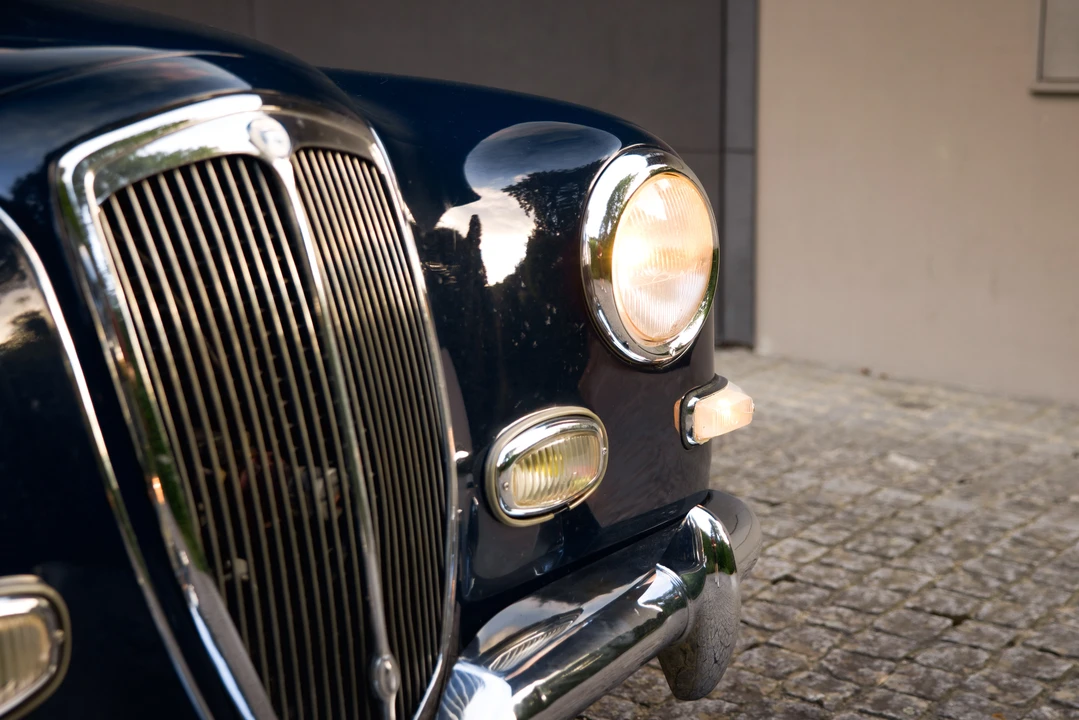 1955 Lancia Aurelia - Image 27 of 31