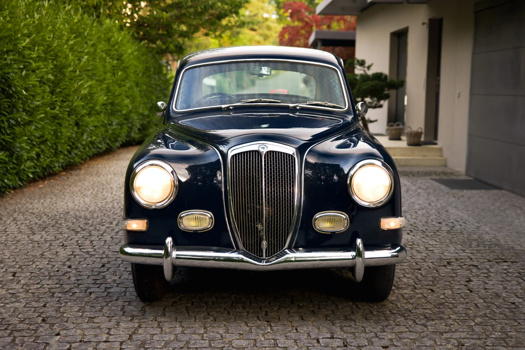 1955 Lancia Aurelia - Image 24 of 31