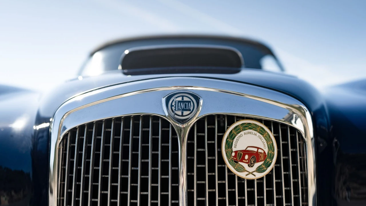 1955 Lancia Aurelia - Image 10 of 31