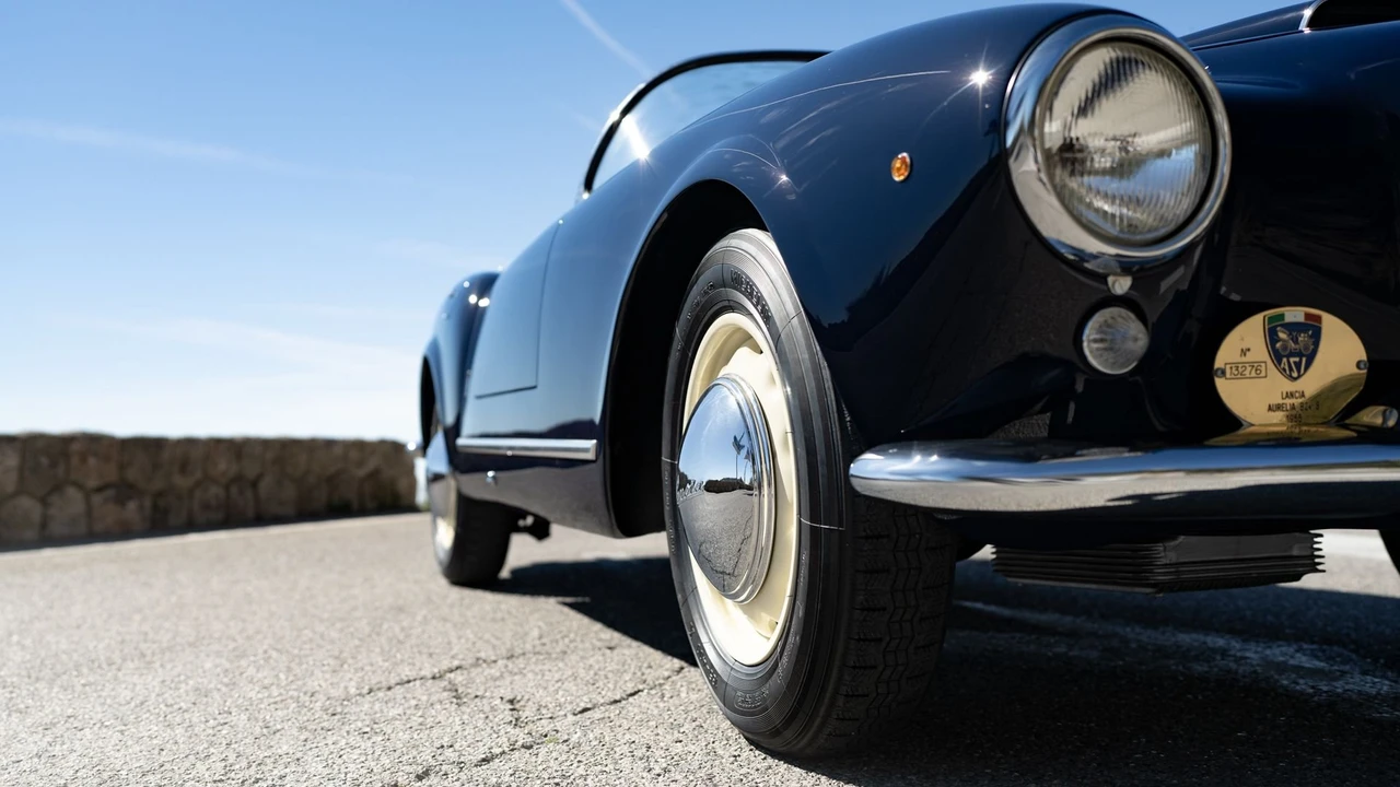 1955 Lancia Aurelia - Image 25 of 31