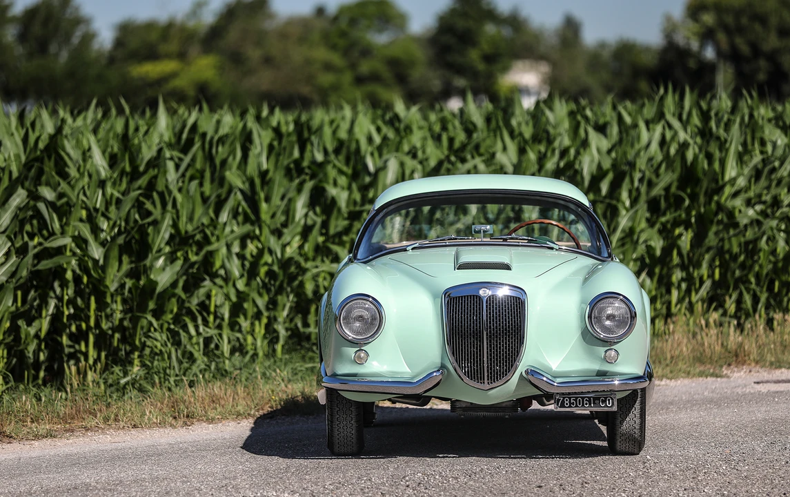 1955 Lancia Aurelia - Image 18 of 31
