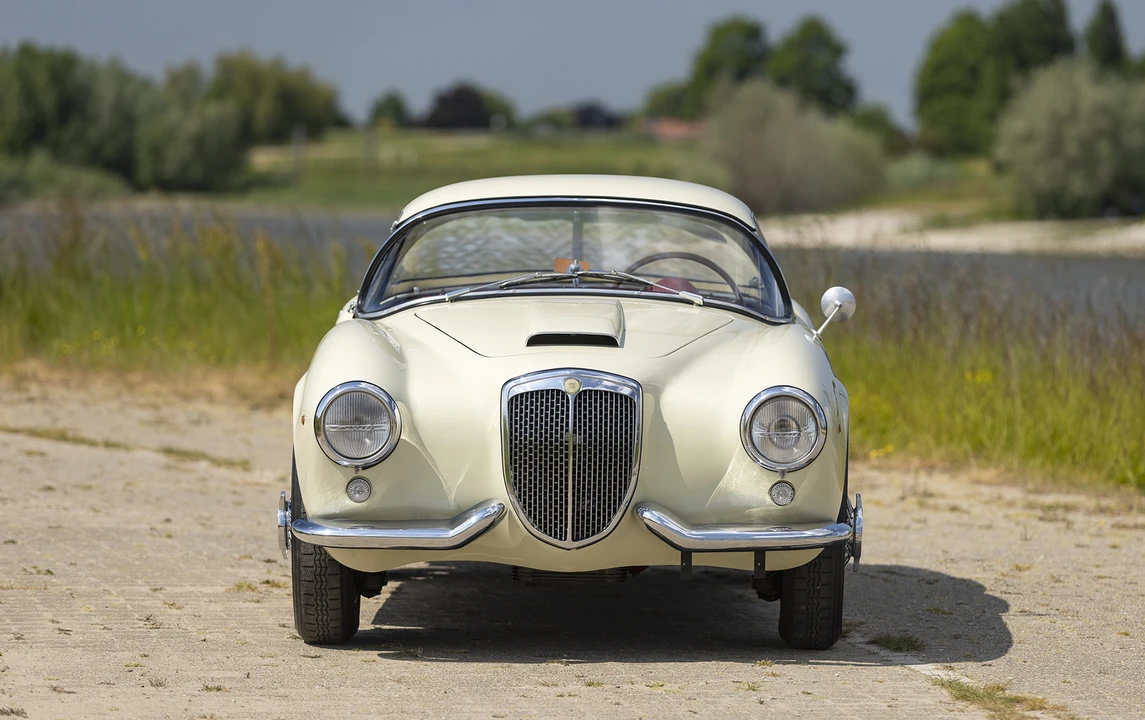 1955 Lancia Aurelia - Image 12 of 24
