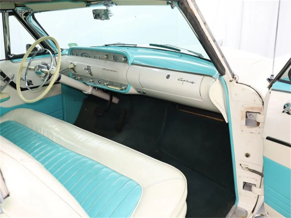 1955 Lincoln Capri - Image 20 of 31