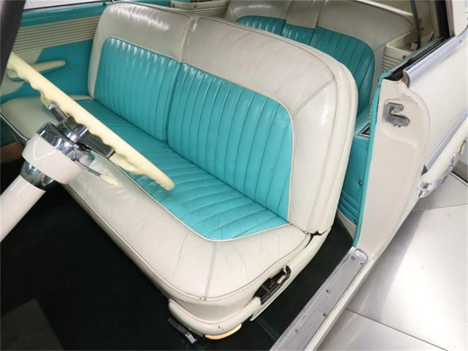 1955 Lincoln Capri - Image 21 of 31