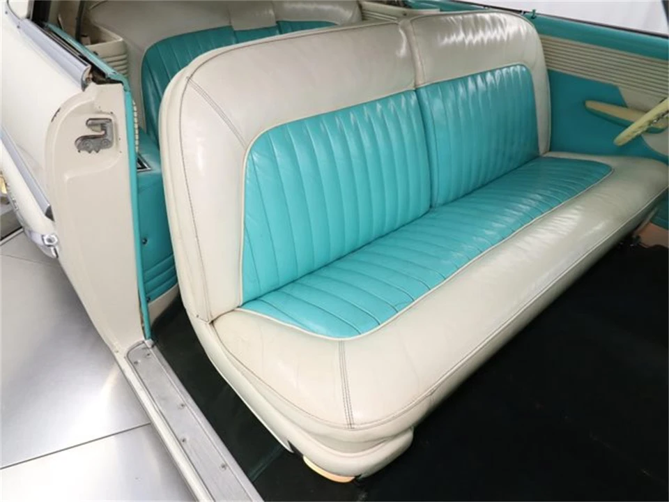1955 Lincoln Capri - Image 22 of 31