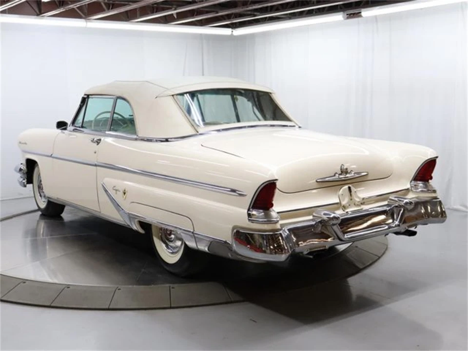 1955 Lincoln Capri - Image 5 of 31