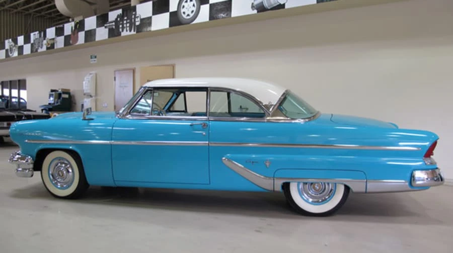 1955 Lincoln Capri - Image 2 of 12