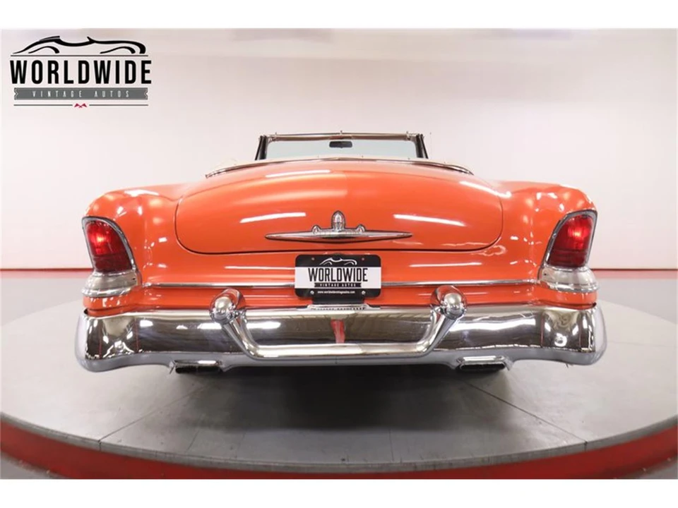 1955 Lincoln Capri - Image 22 of 31