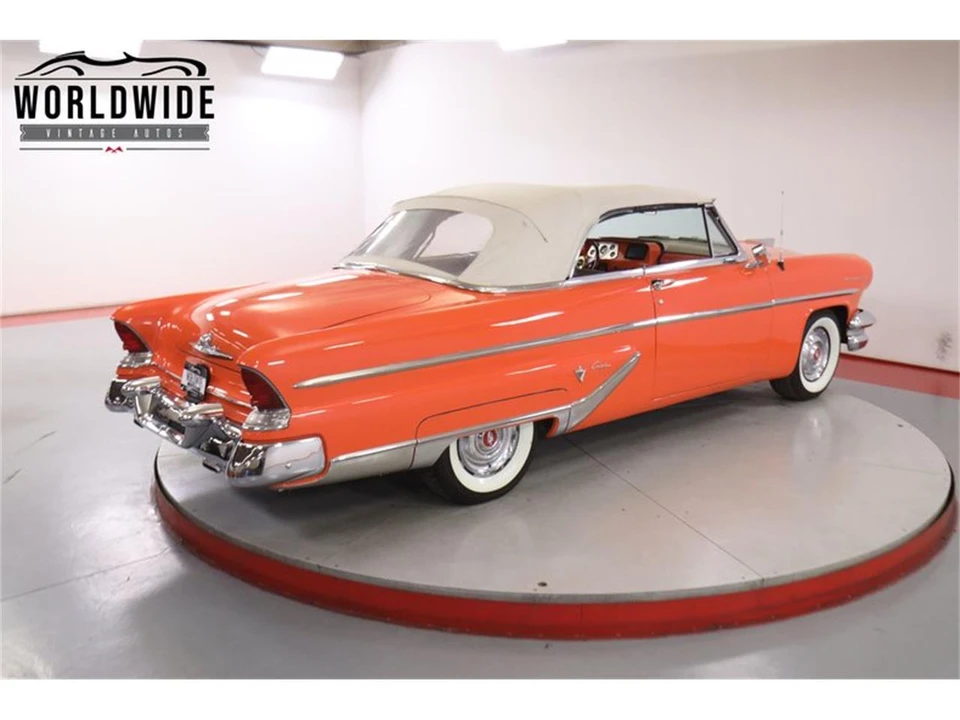 1955 Lincoln Capri - Image 10 of 31