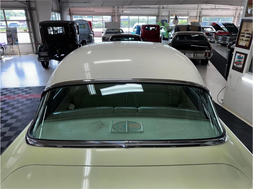 1955 Lincoln Capri - Image 30 of 31