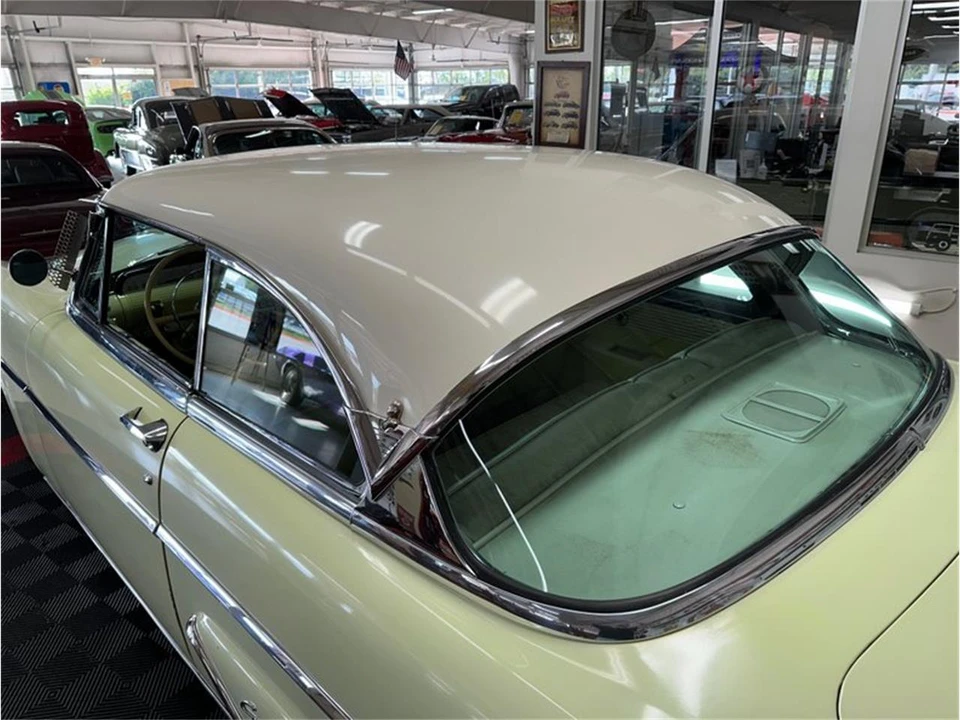 1955 Lincoln Capri - Image 25 of 31