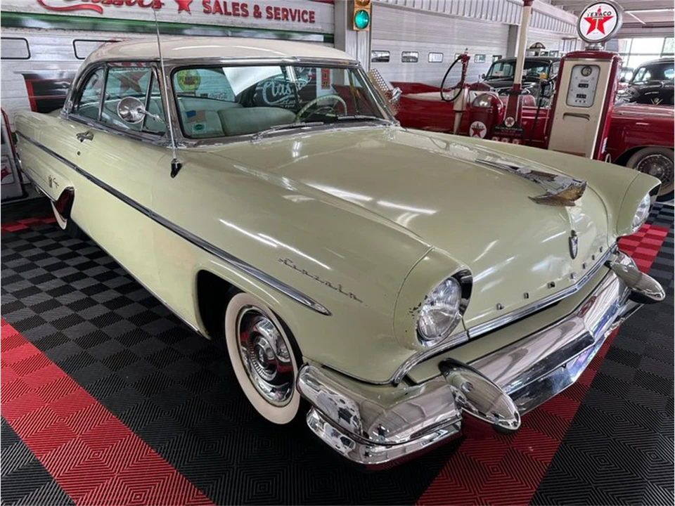 1955 Lincoln Capri - Image 2 of 31