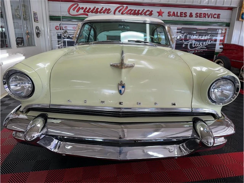 1955 Lincoln Capri - Image 5 of 31