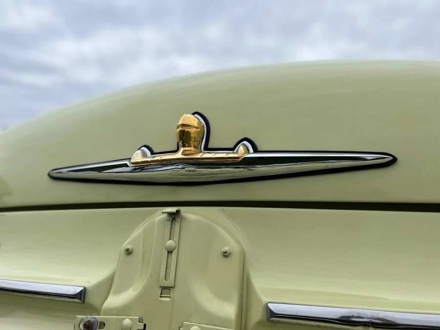 1955 Lincoln Capri - Image 10 of 17